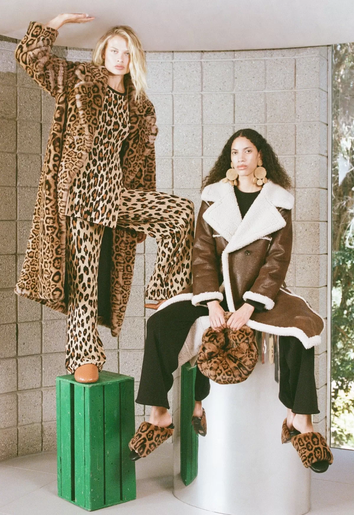 Outerwear<SIMONMILLER Jetz Coat in Choco Brown chocobrown