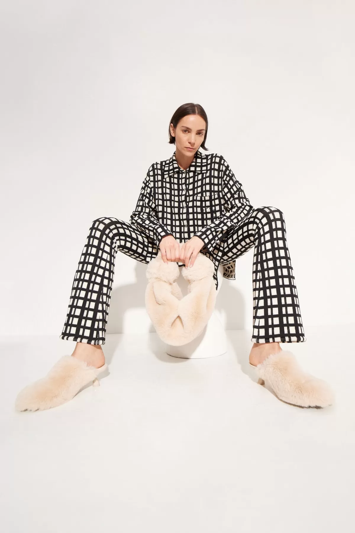 Knits By' Essentials<SIMONMILLER Knits By Whitsett Pant in windowpane