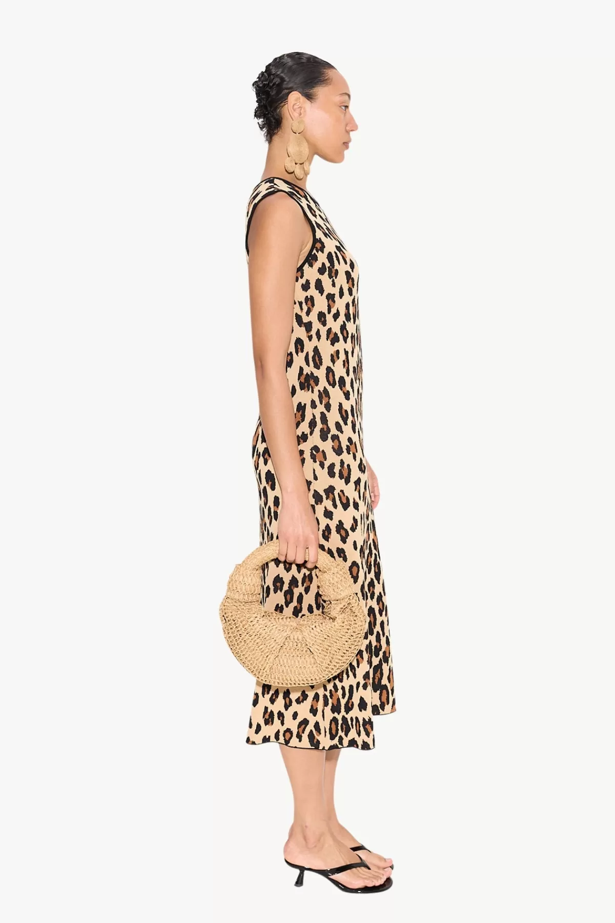 Bags<SIMONMILLER Raffia Lopsy Bag in natural