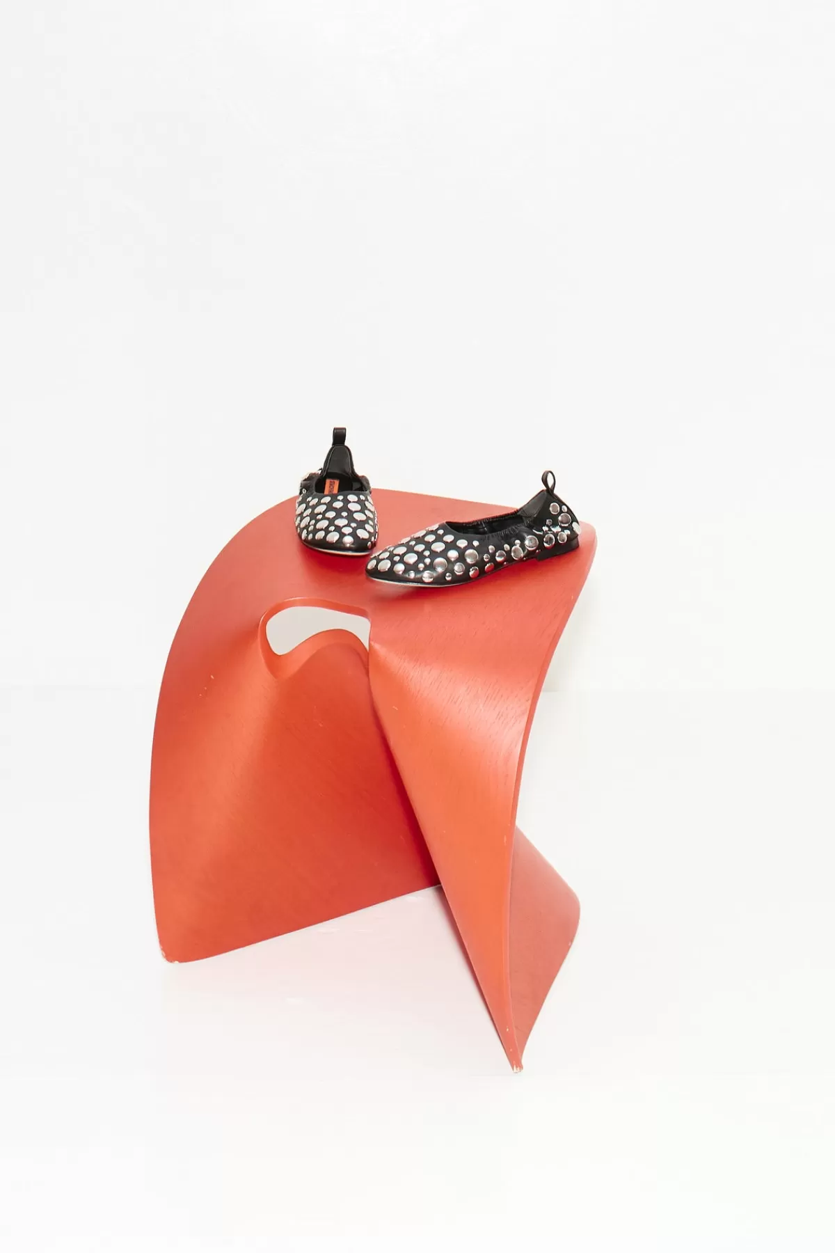 Shoes<SIMONMILLER Studded Riad Flats in Black/Silver black/silver